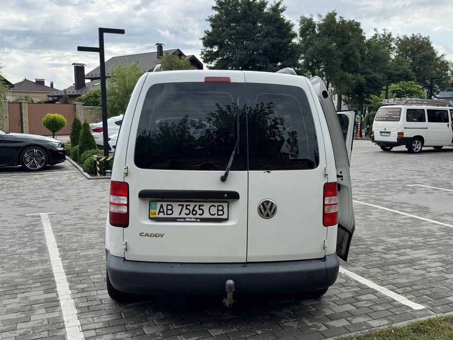 Продам Volkswagen Caddy 2011