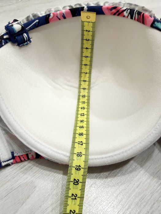 Jette góra od bikini granatowa w kwiaty 36E