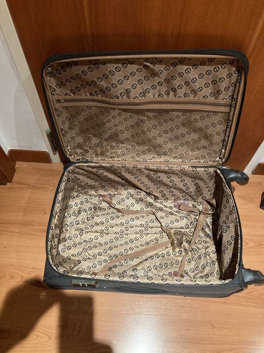 Mala viagem  tamanho grande marca Hossoni