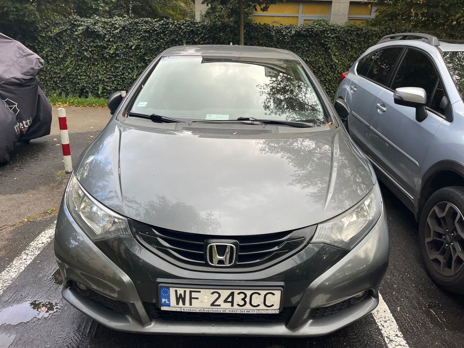 Honda Civic IX (2013) 102 tys km | Doinwestowana | Opony całoroczne | Przegląd do 2027