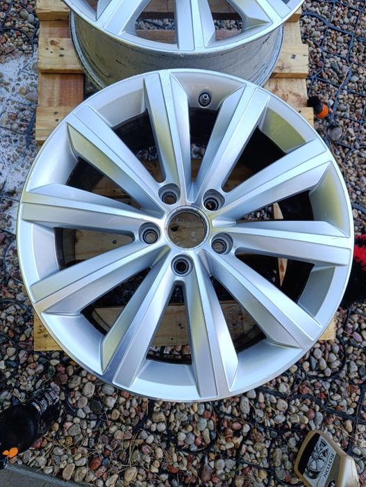 Felgi VW  5x112 R17. Et 47  7,5. RONAL