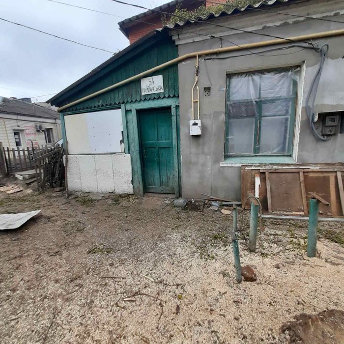 Срочно продам 3-к на землі в центрі під бізнес