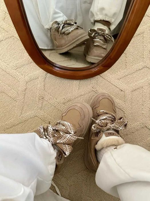 UGG Lowmel Sand r.38