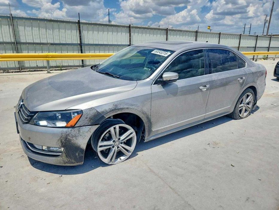 2014 Volkswagen PASSAT SEL