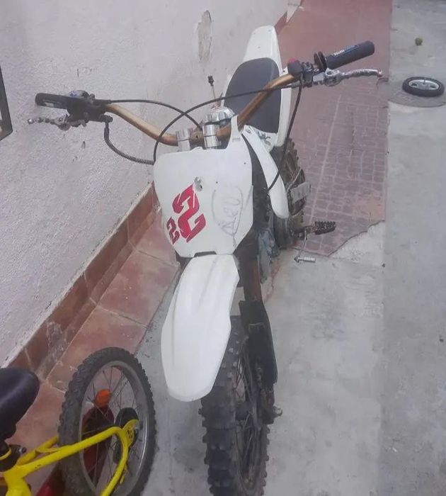 Pitbike 125 em bom estado