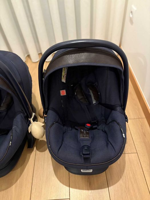 Carrinho de bebé duplo (gêmeos) e baby coques