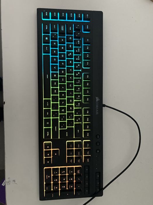 Teclado da corsair modelo K55