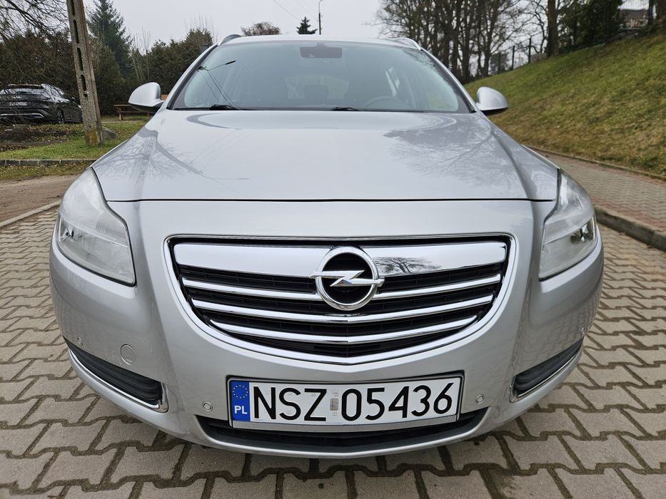 Opel Insignia 1.6 benzyna, 2010r.  ładny, zadbany