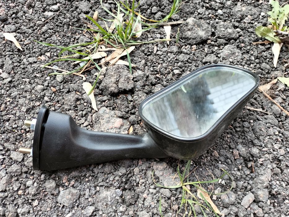 Зеркало для мотоциклу