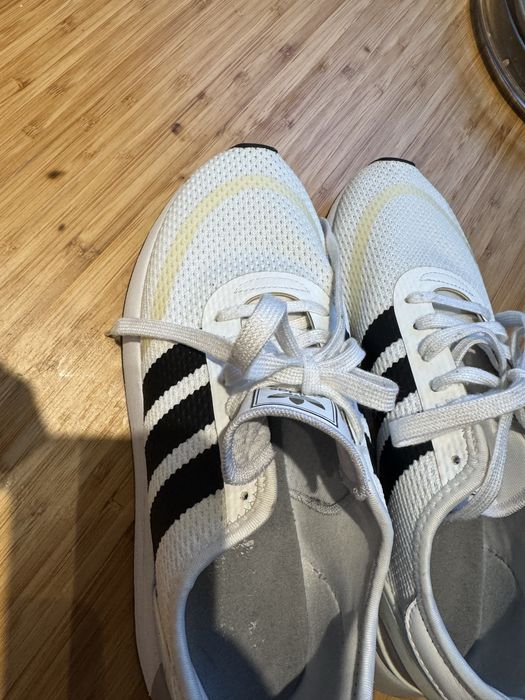 Tenis adidas 43,5