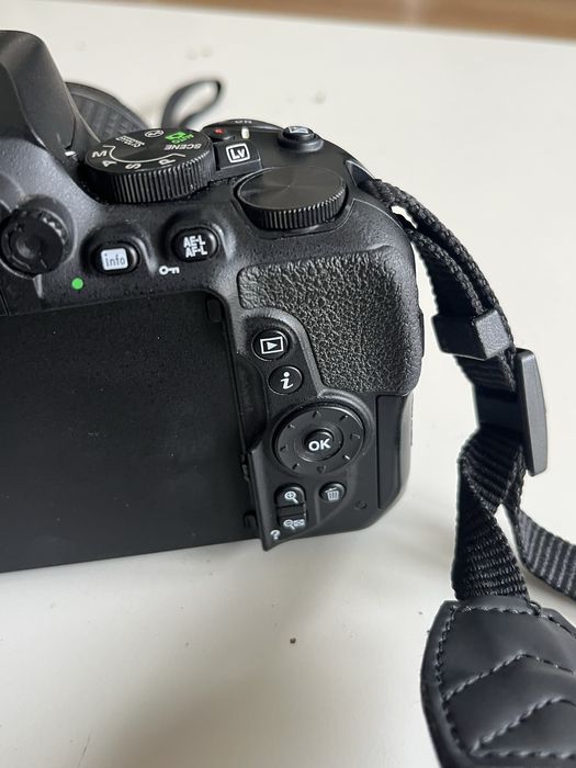 Camera Nikon D5600 + Lente 18-55mm | Kit Completo | Excelente Estado