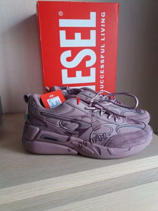 Diesel шкіра кожа текстиль кроссовки кросівки Нові 9.5US, 40.5, 26.5см