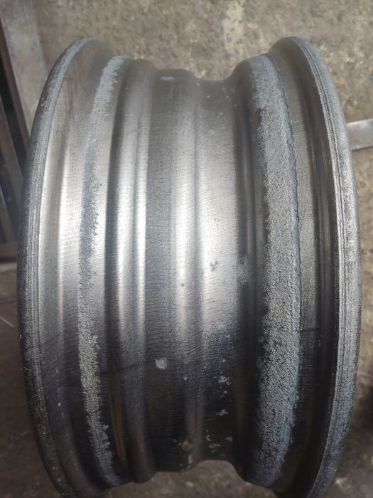 Лазерна чистка( очищення) металу від іржі, фарби, мастила!