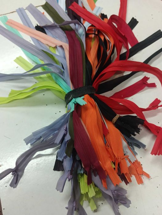 Fexos para confecção invisíveis vários tamanhos e cores