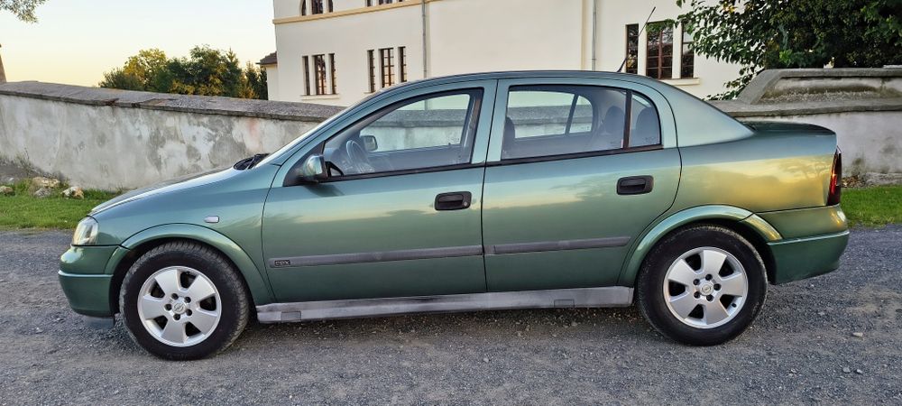 Opel Astra g sedan