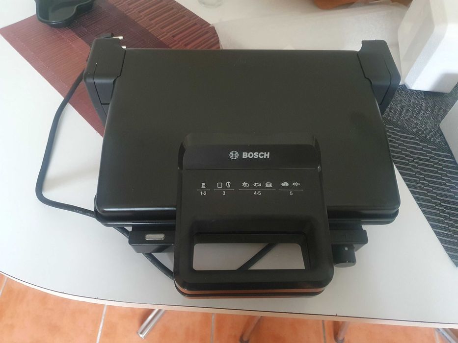 Grelhador de Placas Bosch TCG3323 de 2000 W - Preto (Novo)