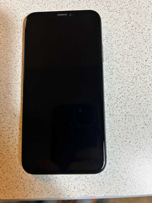 Sprzedam iPhone X, uszkodzony