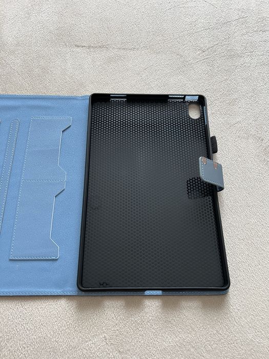 Чехол на планшет Lenovo