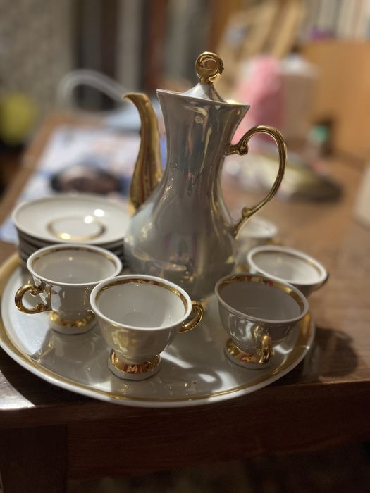 Продам сервіз лілія