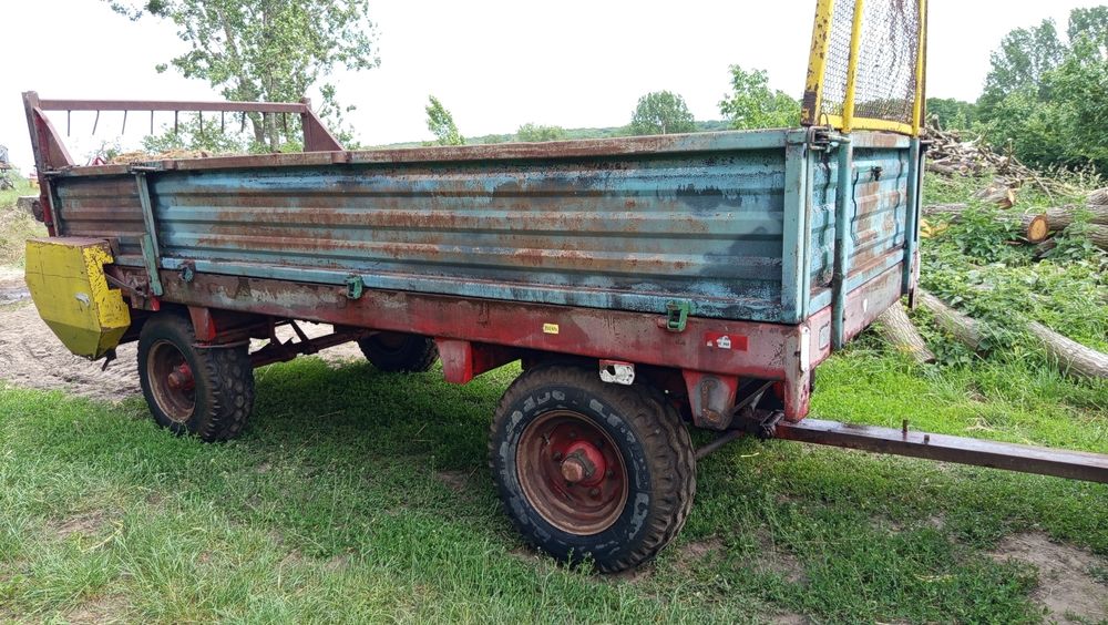 Rozrzutnik obornika 3,5 tony czarna białostocka gnojarka