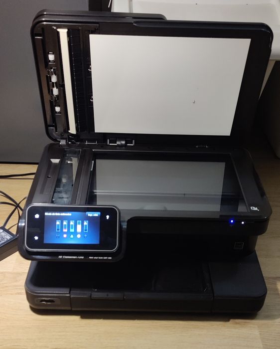 HP Photosmart 7510 – avariada (não puxa papel / pick-up roller)
Vendo