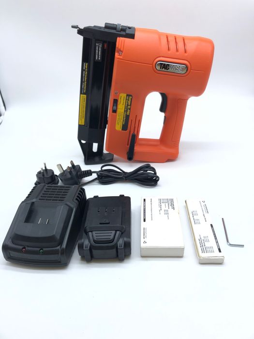 Gwoździarka/zszywacz 2 w 1 do baterii 18 V Tacwise 1506 Ranger EL-PRO