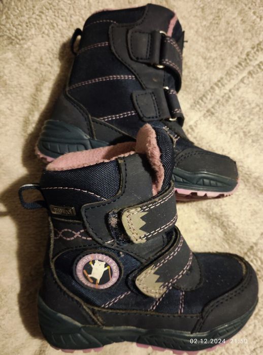 Сапожки зимние на мальчика 22 р.