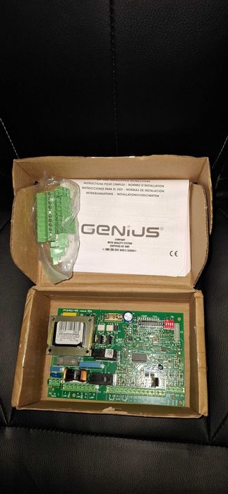 Centrala sterująca GENIUS, płyta JA 592 do napędu FAAC