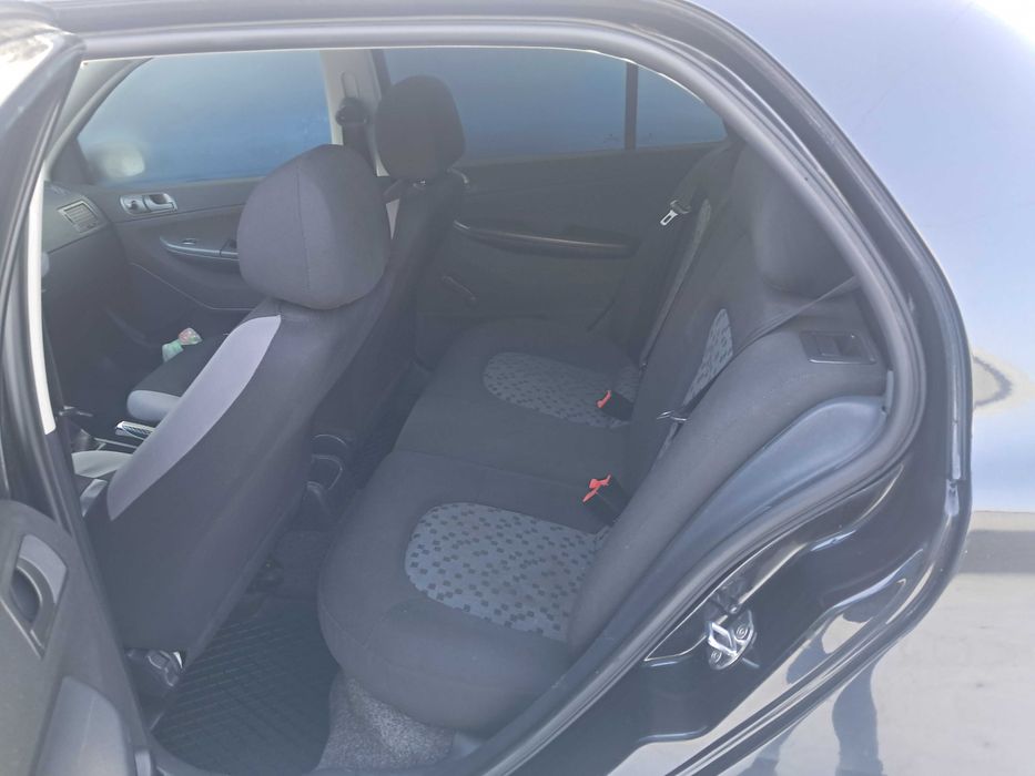 Шкода фабія 2005