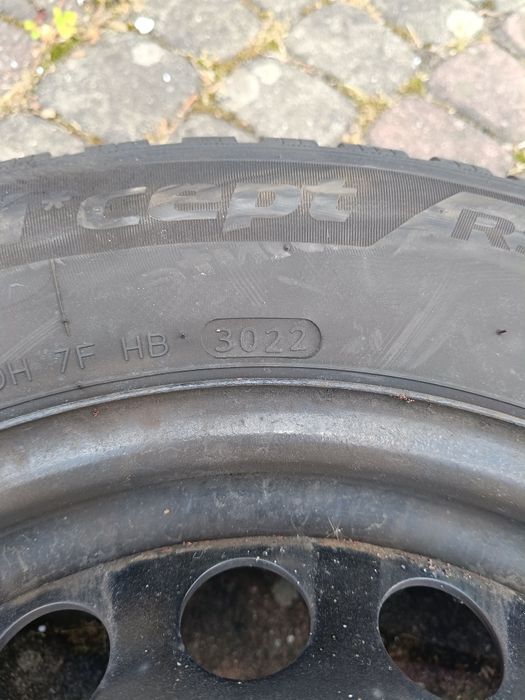 Opony 195/65R15 z felgami