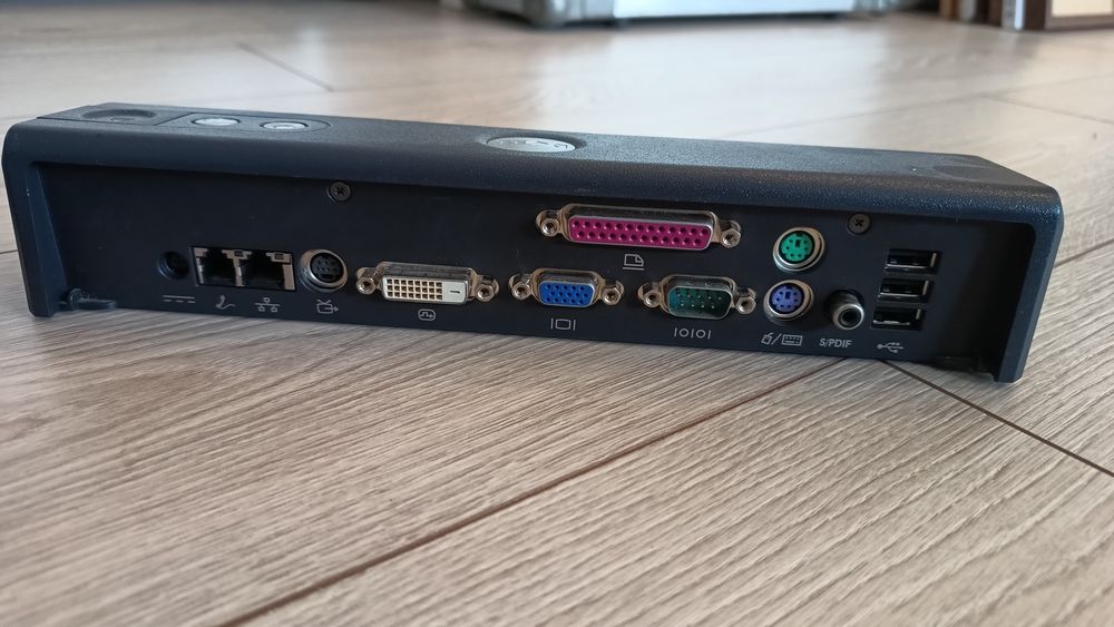 Komputer, laptop Dell Precision, podstawka, zasilacz, napęd.