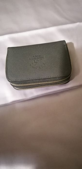 Женский кошелёк.