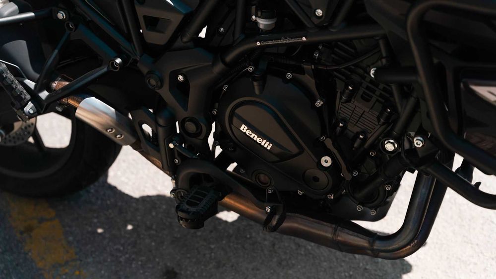 Benelli trk 702 c/malas + crashbars