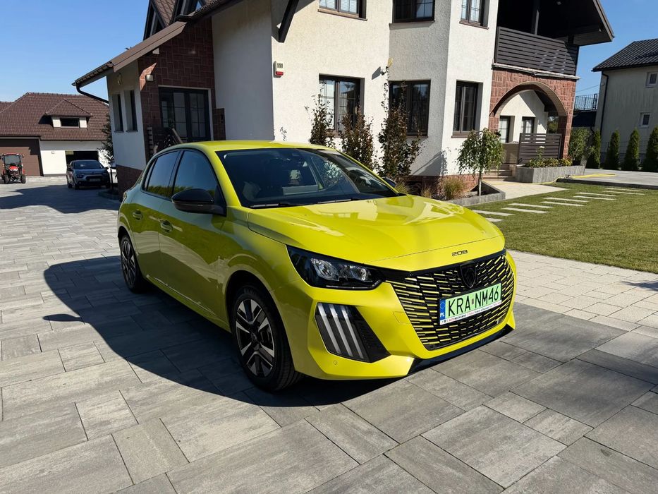 Peugeot 208