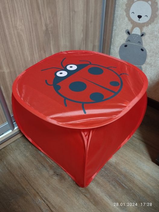 Ящик для іграшок