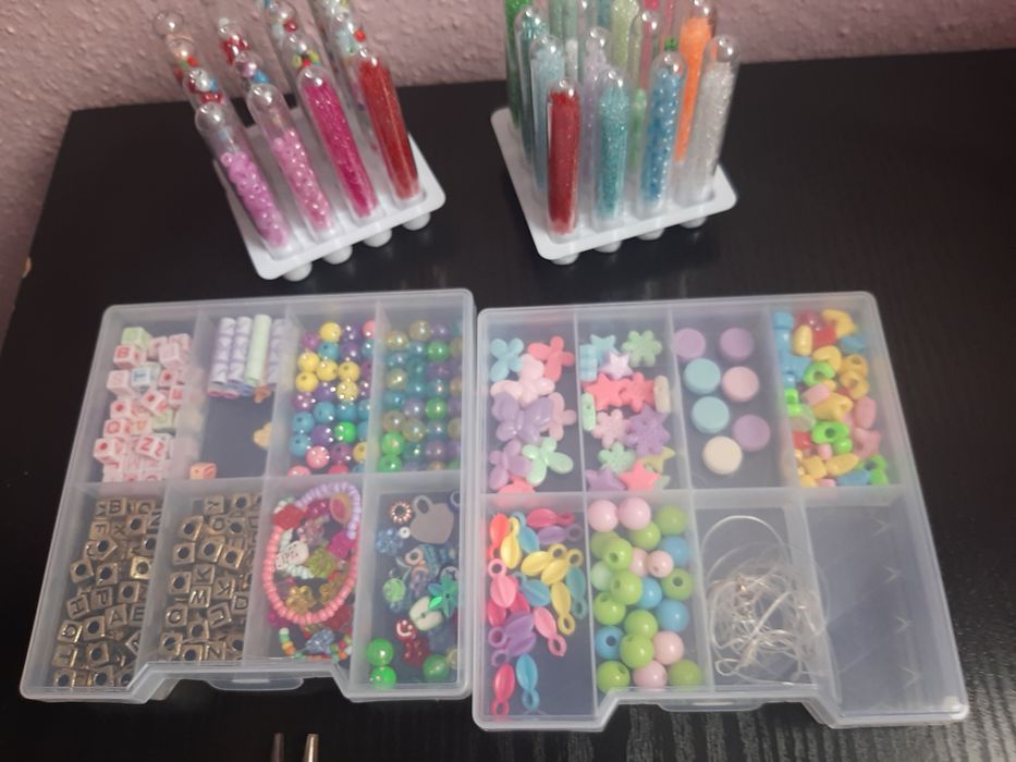 Zestawy do robienia bransoletek