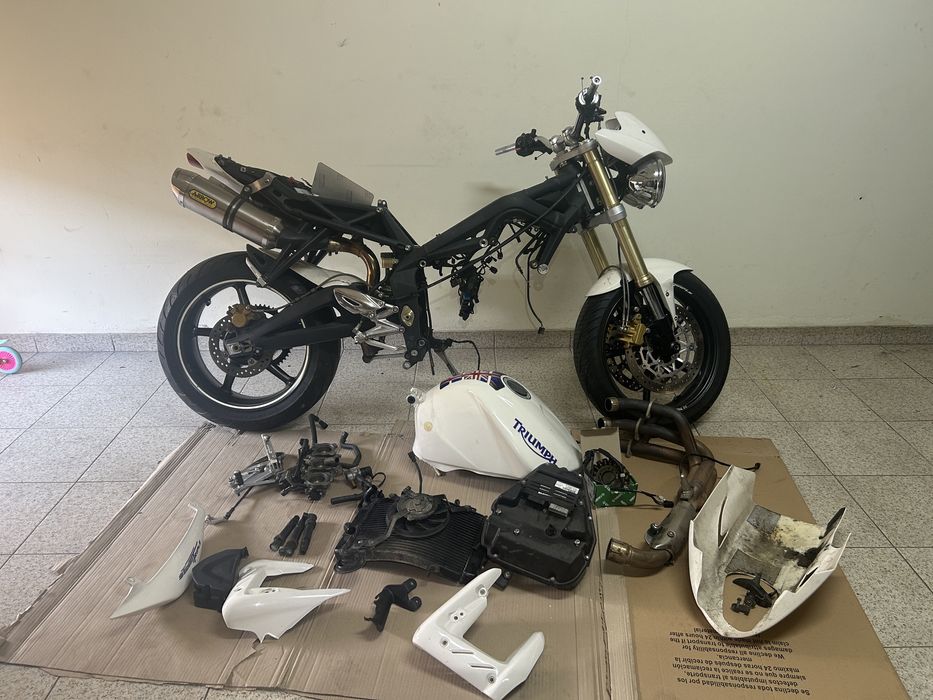 Triumph 675 para peças