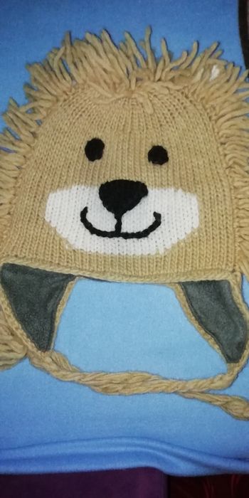 Шапочка дитяча гарненька.