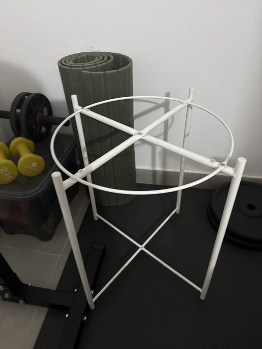 Mesa de apoio IKEA branca – excelente estado