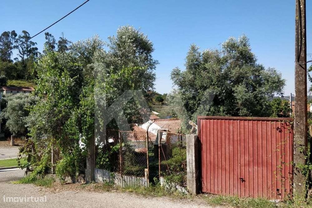 Terreno urbano para construção | 252m2 | entre Soure e Vila Nova de An — Soure, Coimbra