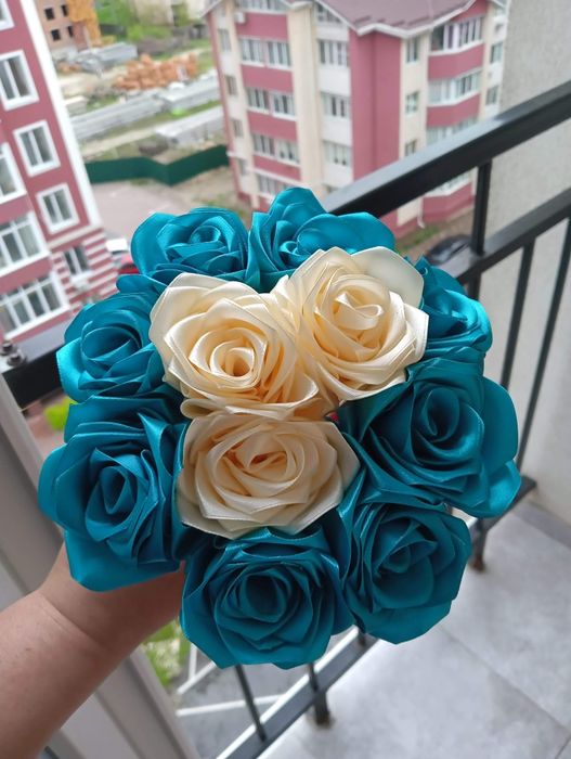 Букети з атласної стрічки