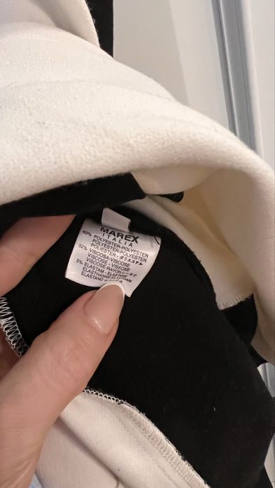 Кожаное платье Sisley, черно- белое Angelo Morani