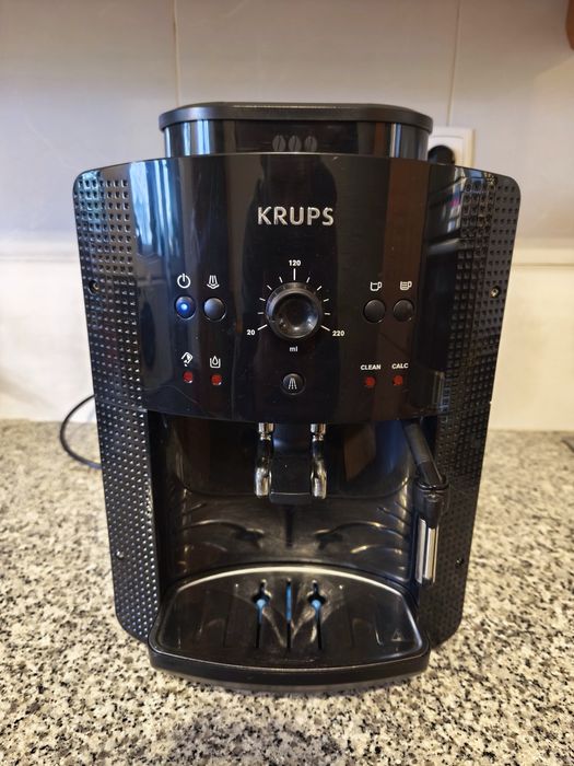 Máquina Café Krups Automática com moinho