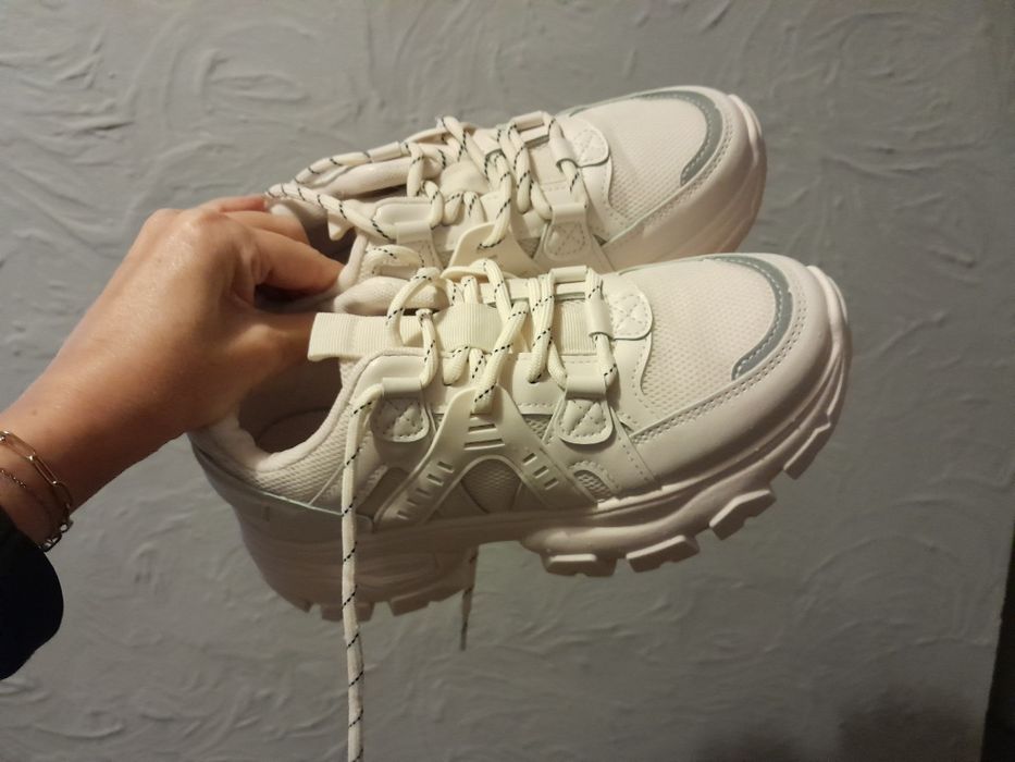 Buty sportowe Sinsay 37