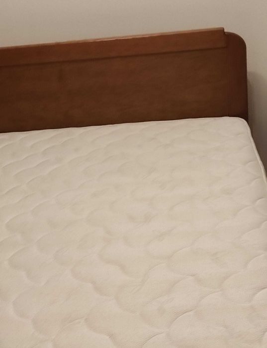 Cama de Casal Pinho Mel com Colchão e Estrado