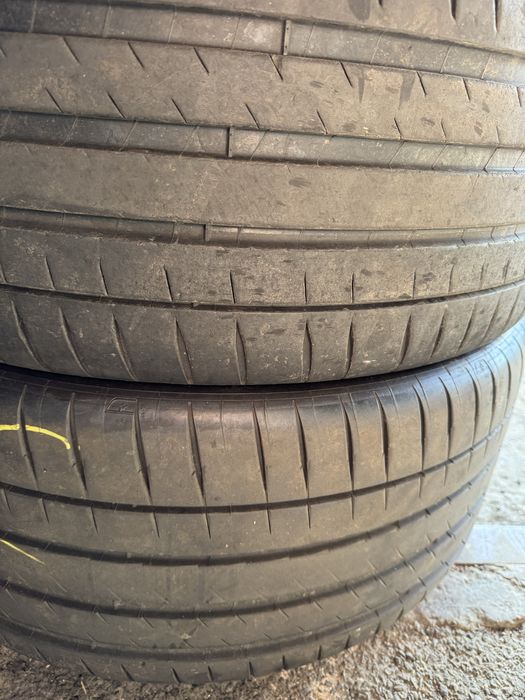 Шини літні 325/35/23 Michelin