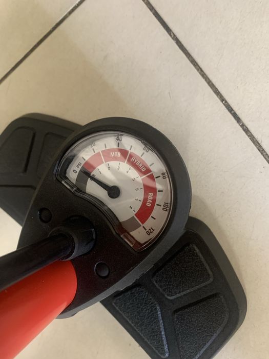 Продам насос новий.