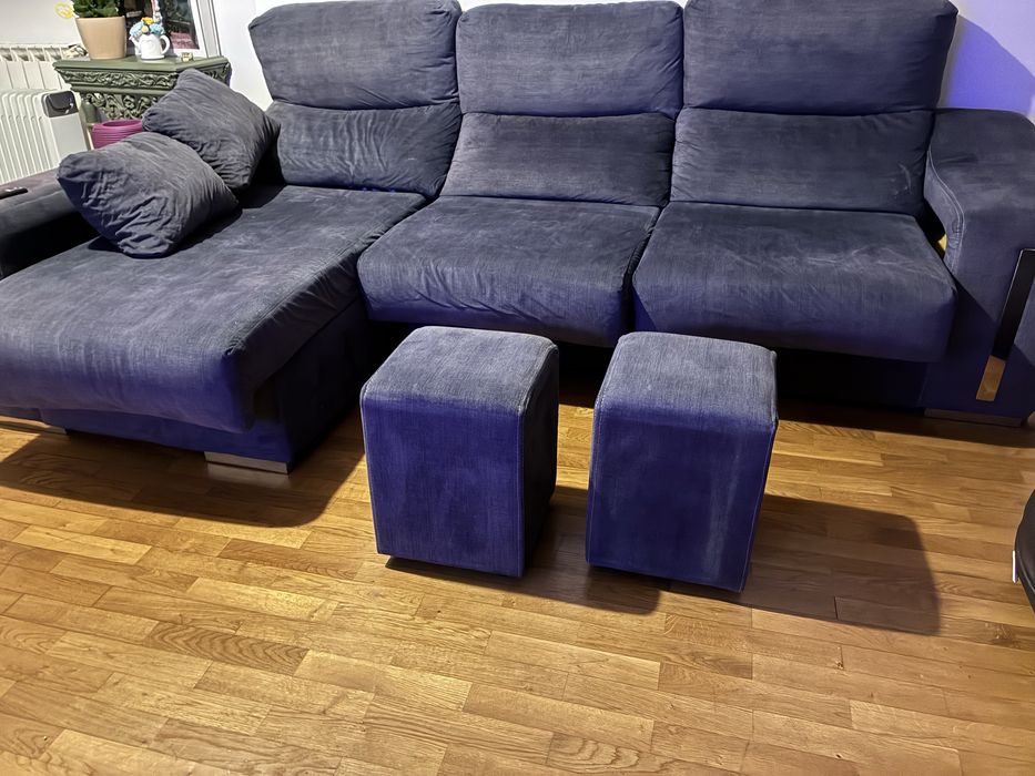 Sofá azul chaise longue