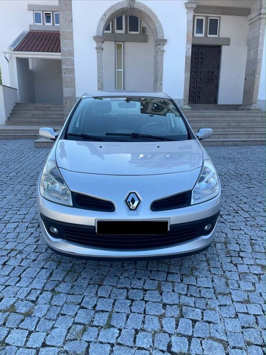 renault clio 1.2 (1 dono)