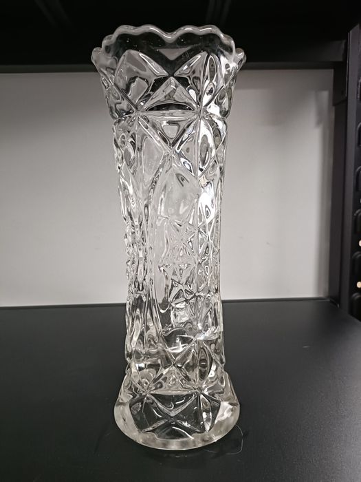 Szklany wazon hortensja